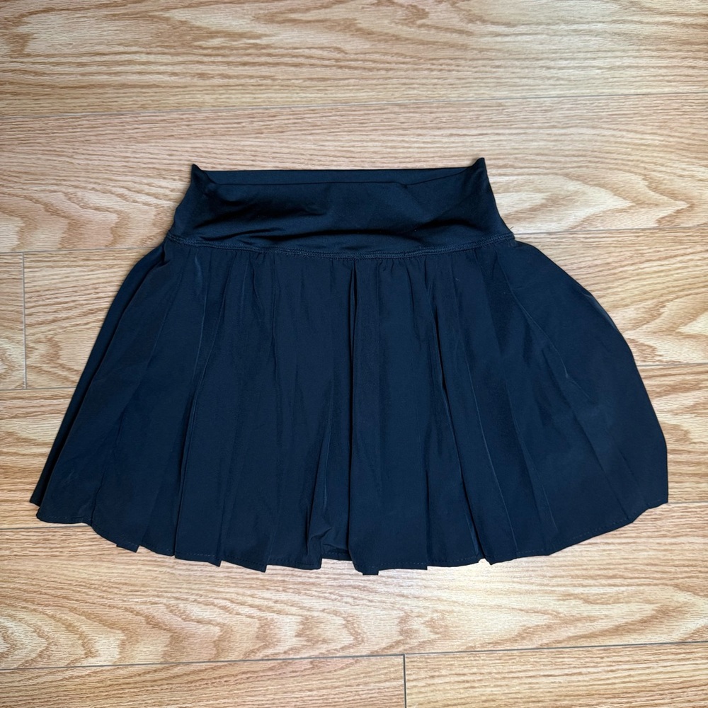 Vanilla Star pleated tennis skirt size small